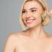 Massagem facial que transforma o rosto e deixa o contorno mais fino