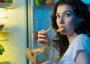 Quatro alimentos que não devemos levar para casa, segundo nutricionista