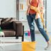 Nem removedor, nem vinagre: esse truque tira manchas do piso de forma natural