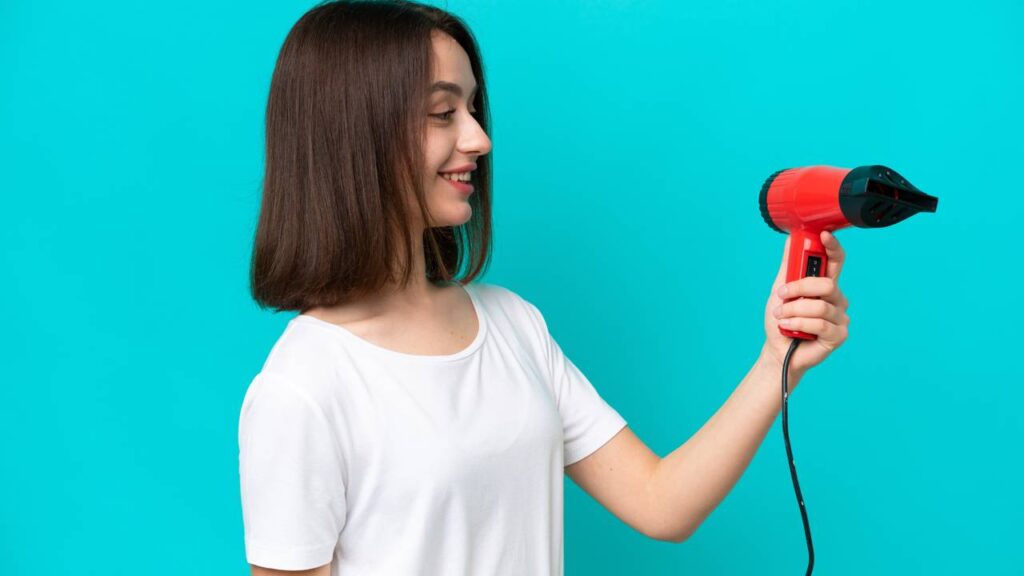 Truques para tirar amassado de roupas sem usar o ferro de passar