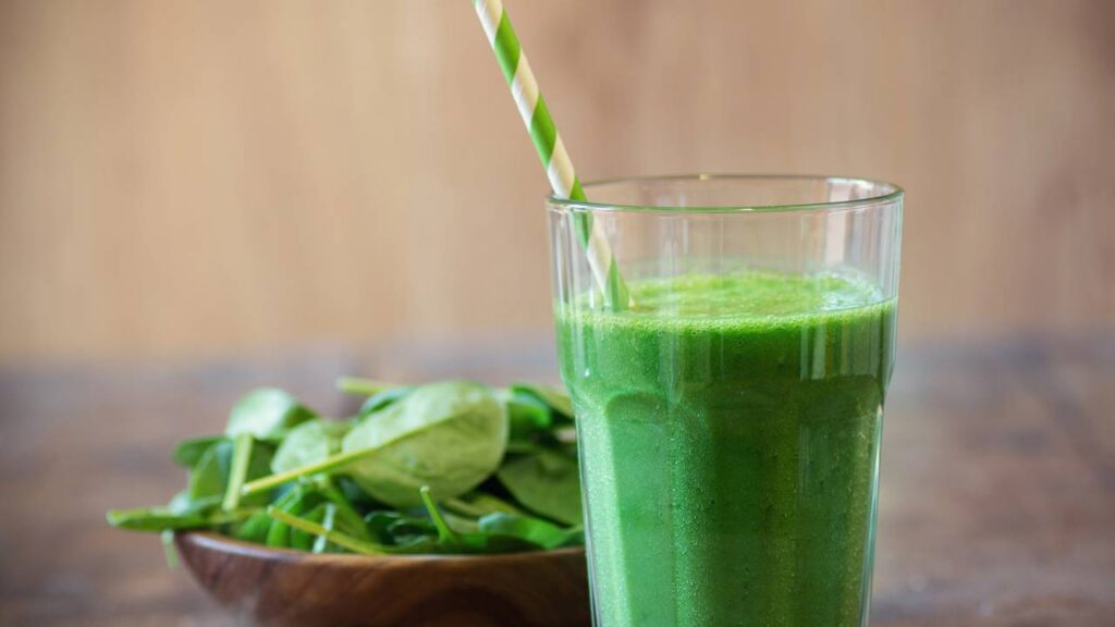 O suco mais poderoso para limpar o corpo e dar energia