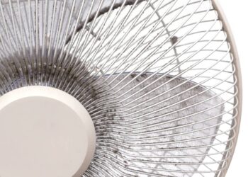 Como limpar ventilador com saco plástico em menos de dois minutos