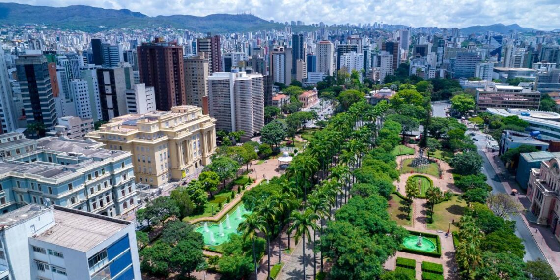 Capital brasileira encanta turistas com seu charme cultural e modernidade