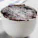 Bolo de caneca perfeito com poucos ingredientes em 2 minutos