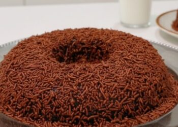 Como preparar um brigadeirão de micro-ondas em 10 minutos