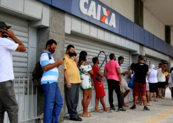 Confira quem tem direito a este benefício de um salário mínimo por mês