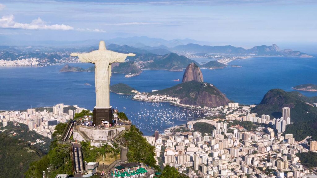Cidades do Brasil ganham destaque como destinos urbanos imperdíveis em 2025