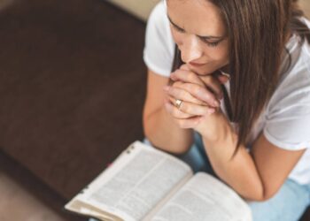 Melhores versículos de Salmos para limpar a alma e fortalecer a fé