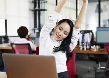 Os 4 melhores exercícios para aliviar ansiedade e melhorar o sono