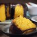 Receita de bolo de cenoura com cobertura de chocolate em 30 minutos