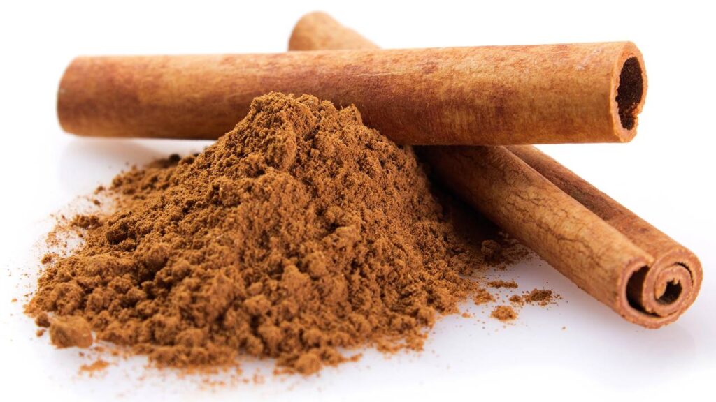 Como proteger a ceia de Natal de formigas e moscas usando apenas 1 ingrediente