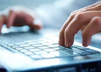 Governo Federal amplia parceria com gigante da tecnologia para oferecer cursos gratuitos