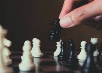 Os astros podem influenciar nas decisões, e alguns signos devem ficar espertos nas escolhas