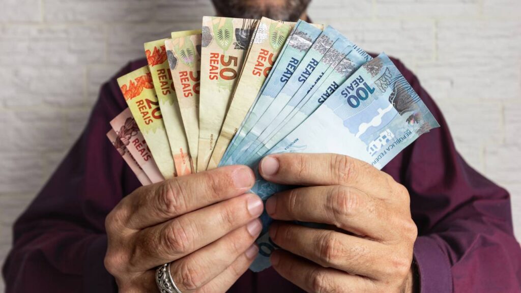 CPF na nota está entre os programas que mais beneficiam os brasileiros
