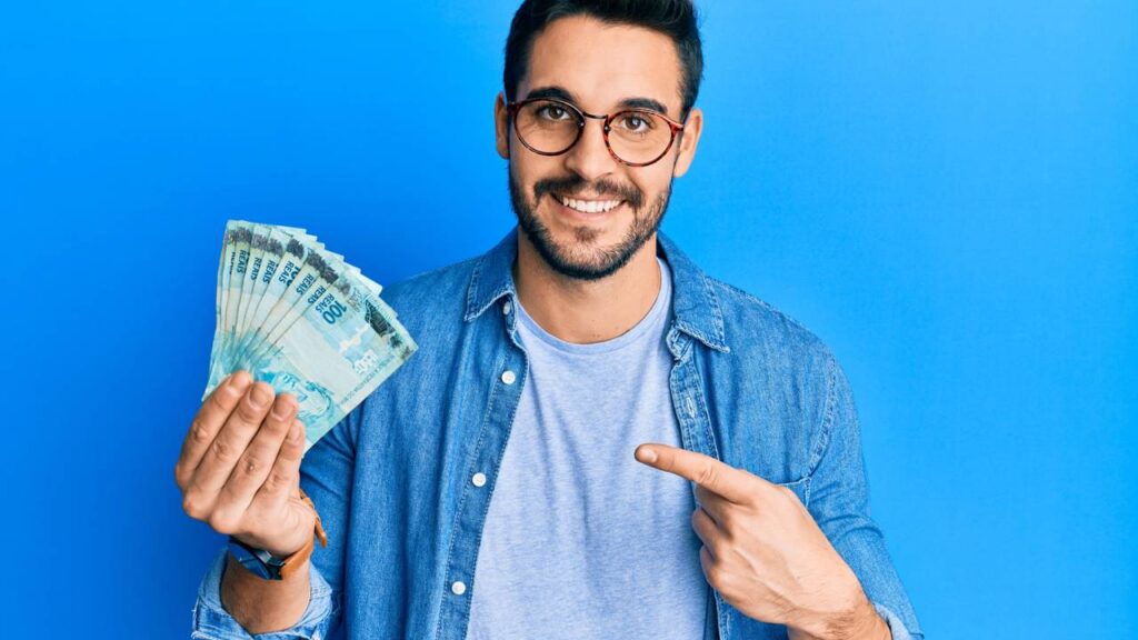 Alerta da prefeitura: 4 pessoas têm prêmios para resgatar e estão quase perdendo