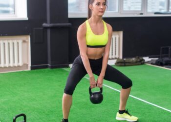 Quatro exercícios que não podem faltar no meu treino de glúteos