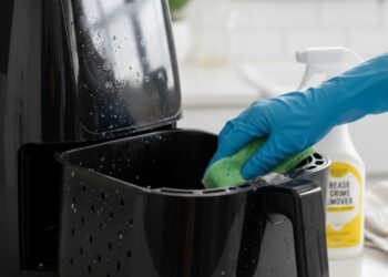 Misturinha caseira limpa a air fryer rapidamente