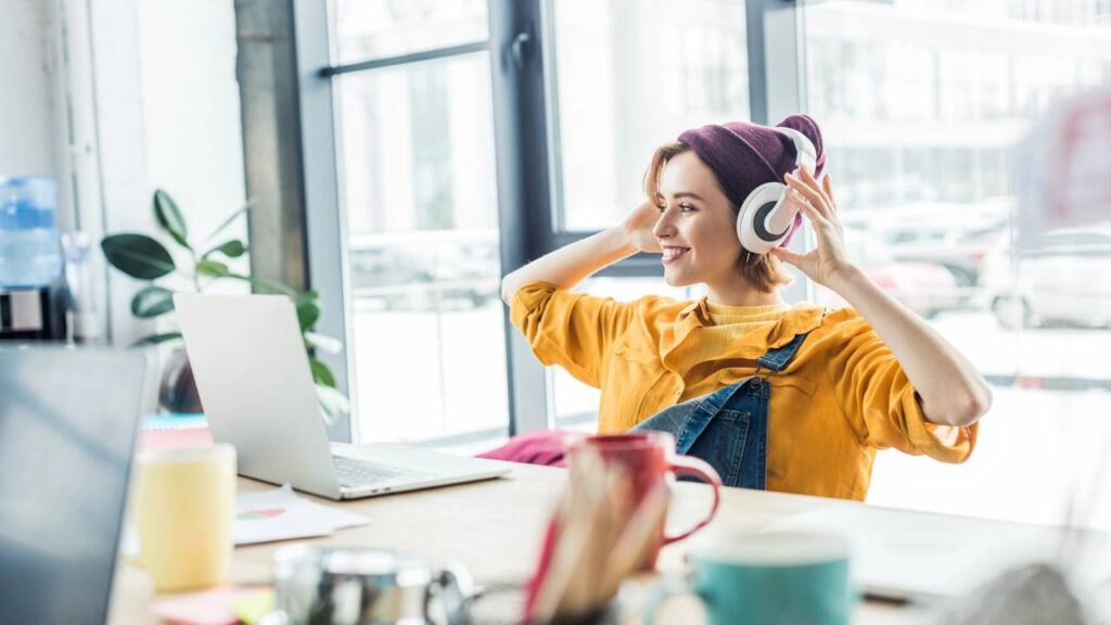 Por que ficamos mais motivados quando ouvimos música, segundo neurociência