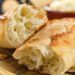 Como deixar o pão do dia anterior fresquinho novamente com uma dica muito simples