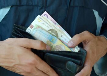 Salário mínimo em 2026 aumenta, mas será que o valor vai dar conta?