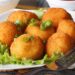 Receita para fazer bolinhas de queijo cremosas em 10 minutos