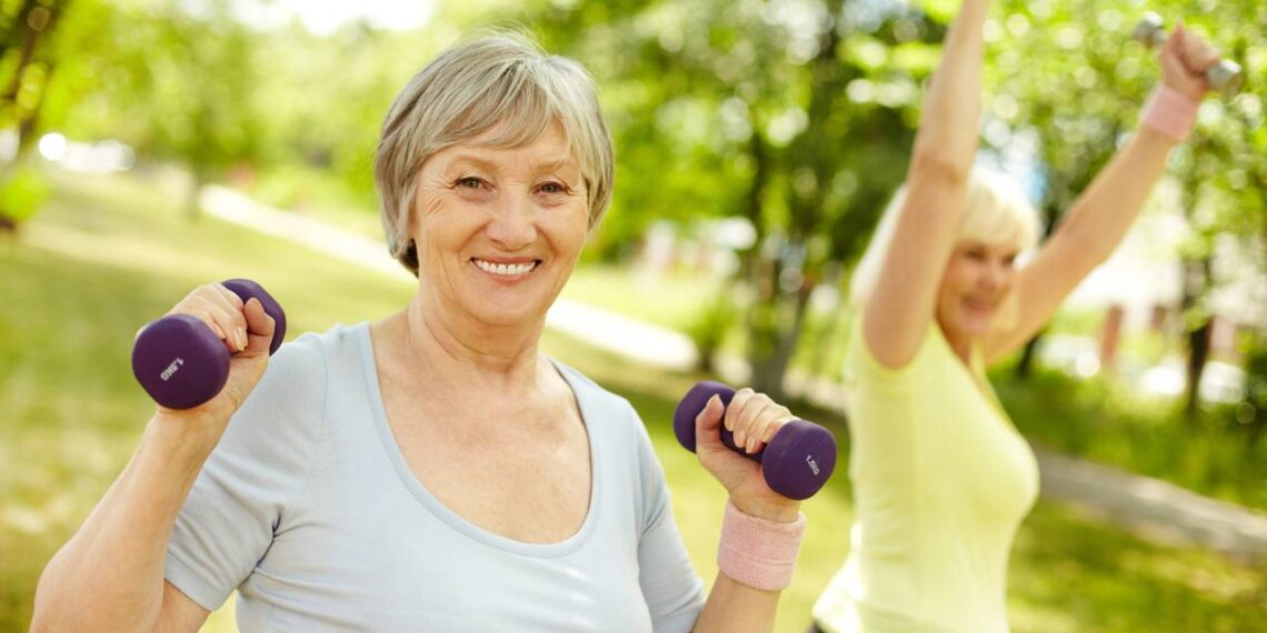 Os 4 melhores exercícios para queimar gordura depois dos 40