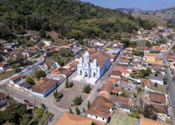 Essa cidade com 11 mil habitantes foi premiada em 6º lugar em qualidade de vida por oferecer muita paz e tranquilidade em montanhas inesquecíveis