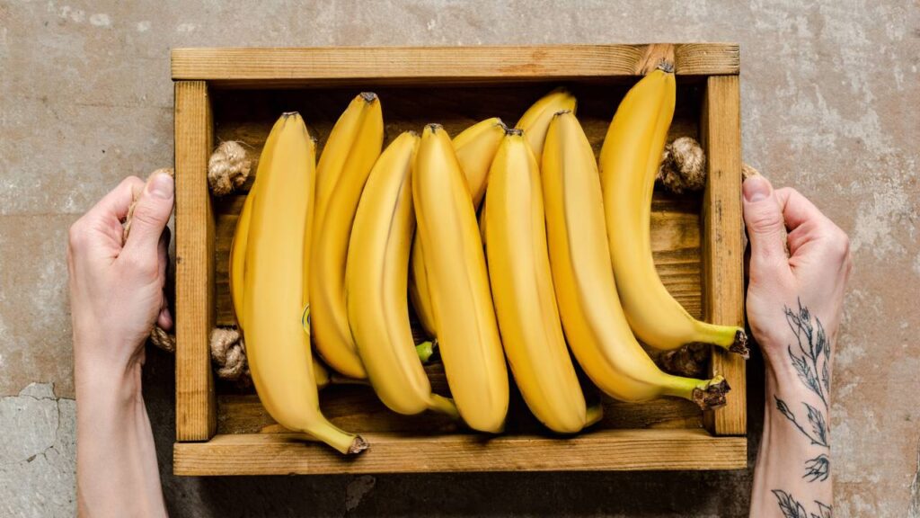 Como fazer bananas demorarem mais para escurecer