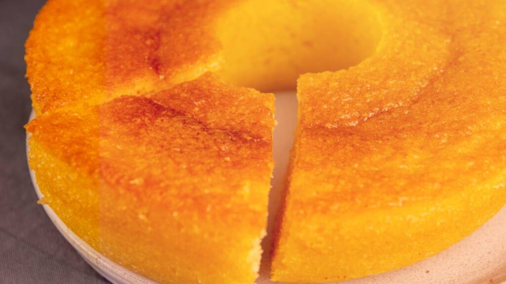 Faça um fofinho bolo de fubá em menos de 23 minutos com ingredientes que você tem na cozinha