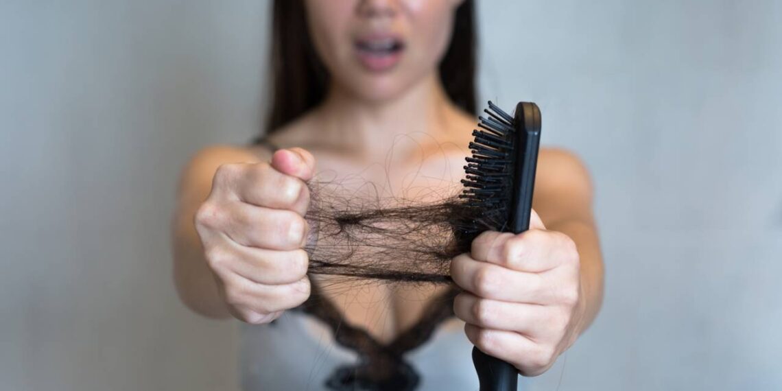 Com essas dicas seu cabelo vai parar de cair em menos de 60 dias