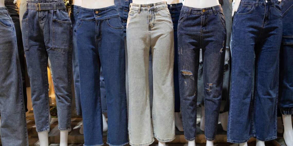 Esse estilo de calça promete dominar o mundo fashion em 2026