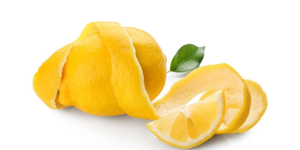 O desengordurante feito com cascas de limão que funciona muito bem