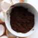 Nem água sanitária, nem desinfetante: casca de ovo moída que tira mancha de caneca de café pra sempre