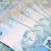 Salário mínimo de R$ 2.057 em 2026 segundo resolução em vigor em 1º de janeiro