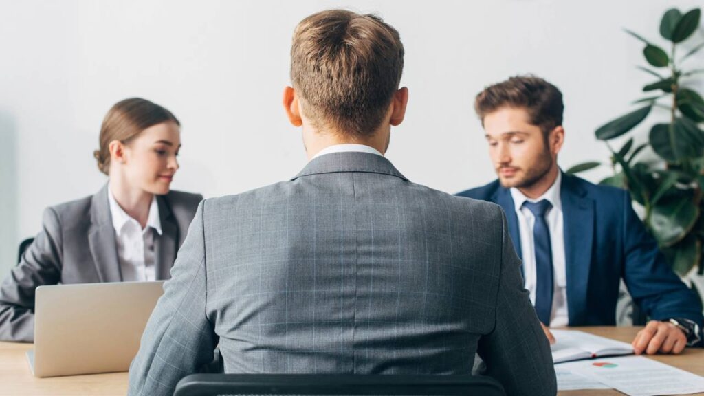 Quais signos devem evitar trocar de emprego durante Mercúrio Retrógrado