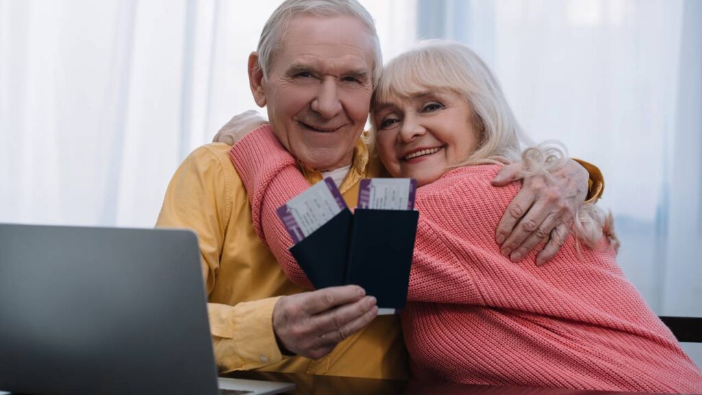 Confirmado! Viagens gratuitas para idosos com direito a passeio e hospedagem a partir de 2026