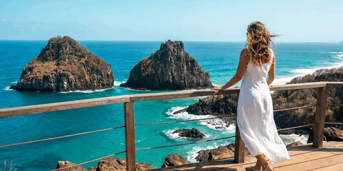 Esse paraíso do Nordeste encanta turistas brasileiros e de fora com suas águas tão verdes que parecem de outro planeta