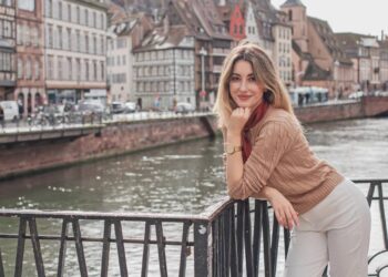 Como acessórios podem transoformar um look simples em um look sofisticado