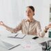 Saúde mental: por que cuidar da mente aumenta o rendimento no trabalho e a felicidade