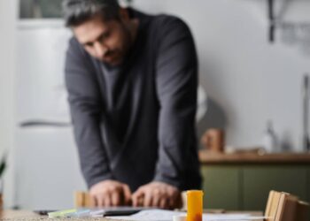 Como organizar sua vida para começar o ano bem, segundo especialista