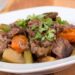 carne de panela servida