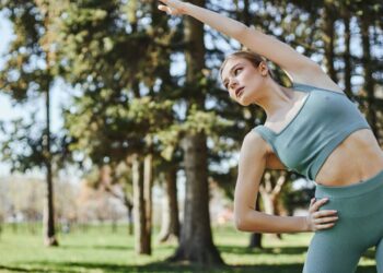 Exercícios que ajudam a conquistar uma cintura fininha de forma saudável