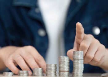 Semana favorece decisões financeiras mais conscientes para três signos, com foco em orçamento e controle
