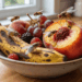 Fruta com bicho? Saiba como identificar e combater a mosca-da-fruta no seu quintal agora mesmo