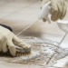 Como remover encardido em pisos sem produtos químicos caros, usando misturinha barata