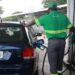 Nem trocar de carro, nem rodar menos: o que realmente ajuda a economizar até 20% de combustível