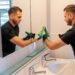 Mantenha seu banheiro limpo sem esforço: os métodos que protegem azulejos e metais