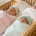 Nomes de bebê com 3 letras que estão dominando registros de nascimento