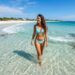 O Caribe Brasileiro é o paraíso onde a areia branca como a neve não queima os pés e o mar tem águas tão cristalinas que parece uma piscina