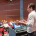 Quanto ganha um professor em 2026 e por que o valor muda tanto no Brasil